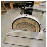 Dayton 6x12-in belt and Disc Sander