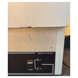 Lab oven
