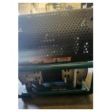 Makita Quiet Series 60dB 1-1/2 HP 3 Gal. Oil-Free Electric Air Compressor MAC3200