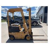 Clark 2,000 LB LPG Forklift