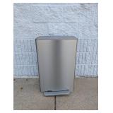 KOHLER STAINLESS STEEL STEP TRASH CAN 13GAL
