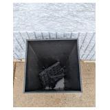 VERADEK OUTDOOR MV28 HELLO PLANT LOVER PLANTER BLACK