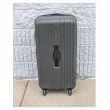 TRAVELERS CHOICE SUITCASE GRAY