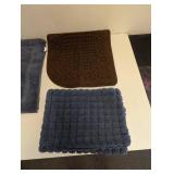 (3) ASSORTED BATH MAT (BLUE/BROWN)