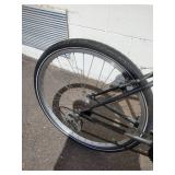 Specialized Hardrock mountain bike, commonly featuring a steel frame and 26-inch wheels.