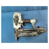 Hitachi NT65M2 pneumatic finish nailer