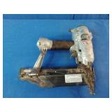 Hitachi NT65M2 pneumatic finish nailer
