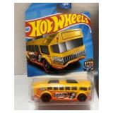 2 Sealed Hot Wheels 2014 Star Wars Luke Skywalker 2021 High Yellow Track Bus