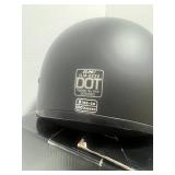NIB ILM-883V Matte Black Motorcycle Helmet Sz S