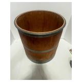 Cute Vintage Wooden Ice Cream Bucket
