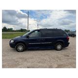2005 Chrysler Town & Country Handicap van