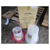 New in box Little Giant 11lb Plasti...