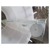 New in box Little Giant 11lb Plasti...