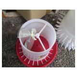 New in box Little Giant 11lb Plasti...
