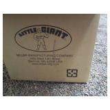 New in box Little Giant 3lb Plastic...