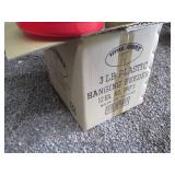 New in box Little Giant 3lb Plastic...