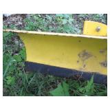 Yellow Metal straight edge MOOSE Pl...