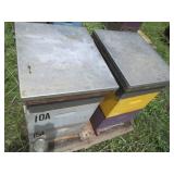2 Complete 3-Cell Beehive Honey Box...