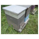 2 Complete 3-Cell Beehive Honey Box...