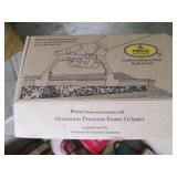 Box of misc assorted Beekeeping Gea...