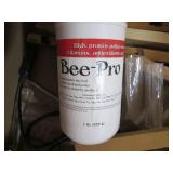 Box of misc assorted Beekeeping Gea...
