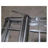 Mann Lake Ltd manual cranking DeCap...