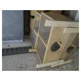 Bundle of 10 screened hive transpor...