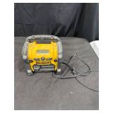DeWalt DCR018 Work Site Radio