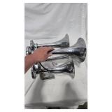 Wolo Quadraphonic Express Air Horn