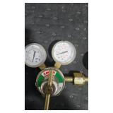 Gas Regulators with Gauges (Pair)