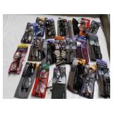 20 pair of Readers Glasses - variou...