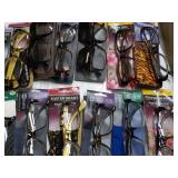 20 pair of Readers Glasses - variou...