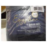 Egyptian 4 piece Set Navy Towels...