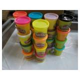 Hasbo 24 Modeling Play-Doh Compound...
