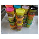 Hasbo 24 Modeling Play-Doh Compound...