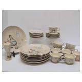 Nice Group of Mid Century RED WING "Bob White" Dinner Ware