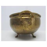 Vintage Footed Brass 2-Handled Bow w/Lion