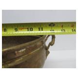 Vintage Footed Brass 2-Handled Bow w/Lion