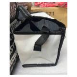 MSRP $375 LOT OF 75+ NEW WOOPS! INSULATED LUNCH TOTE BAGS, THERMAL COOLER BAGS W/ ZIPPER CLOSURE, REUSABLE FOOD & BEVERAGE CARRIERS, BULK LOT!