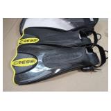 Cressi Adult Rondine Palau Fin Snorkel Set - Fin Size M/L