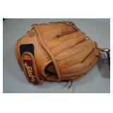 Shoeless Joe 11-1/4" Fast Pitch Closed Web Right Handed Glove