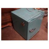Vintage Style Frigidaire Mini Fridge