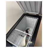 $517 Whynter FM-452SG Elite 45 Quart SlimFit Portable Freezer / Fridge 12/24V DC & 110V AC