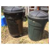 (4) RUBBERMAID Type - Trash Cans - 3 Lids - 2 On Wheels