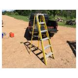 6 Ft Fiberglass Step Ladder - Good