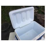 (4) Coolers - IGLOO - COLEMAN - RUBBERMAID - Good