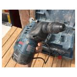 BOSCH RH328VC Corded Rotary Hammer Drill Kit - Powers On