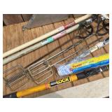 Paint/Drywall - Extender Poles - Mixing Paddles - Tape Banjo