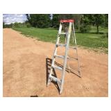 WERNER 6 Ft Aluminum Step Ladder - 200 Lb