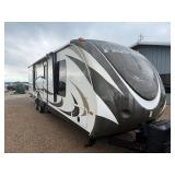 2013 Premier 30